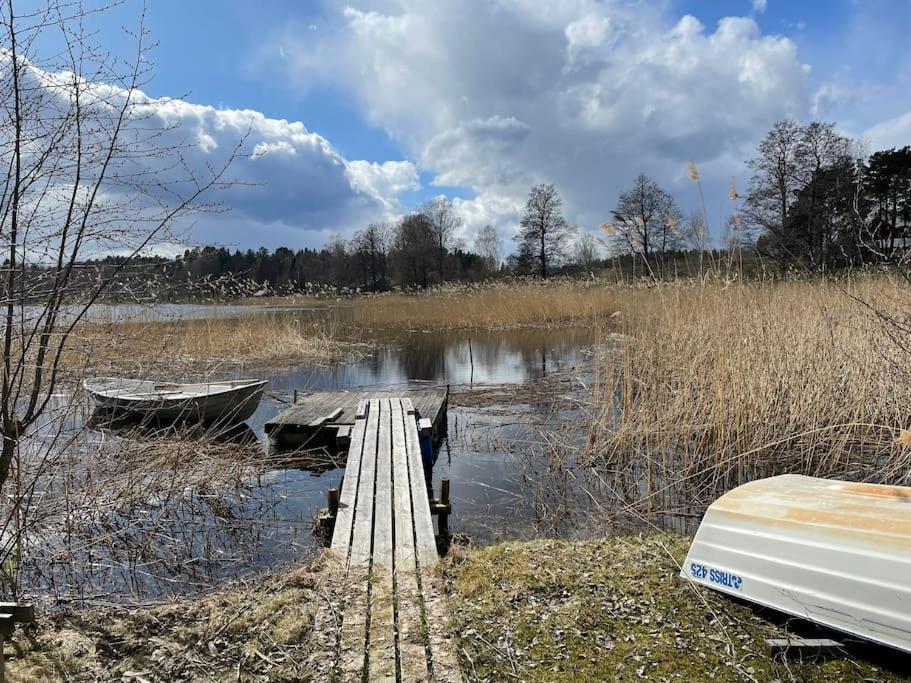 Nyrenoverat Strandnaera Med Fantastisk Utsikt Rimbo Exterior photo